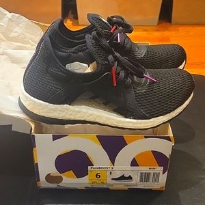 NWT Adidas PureBoost X running sneakers, 6& 6.5, Black color